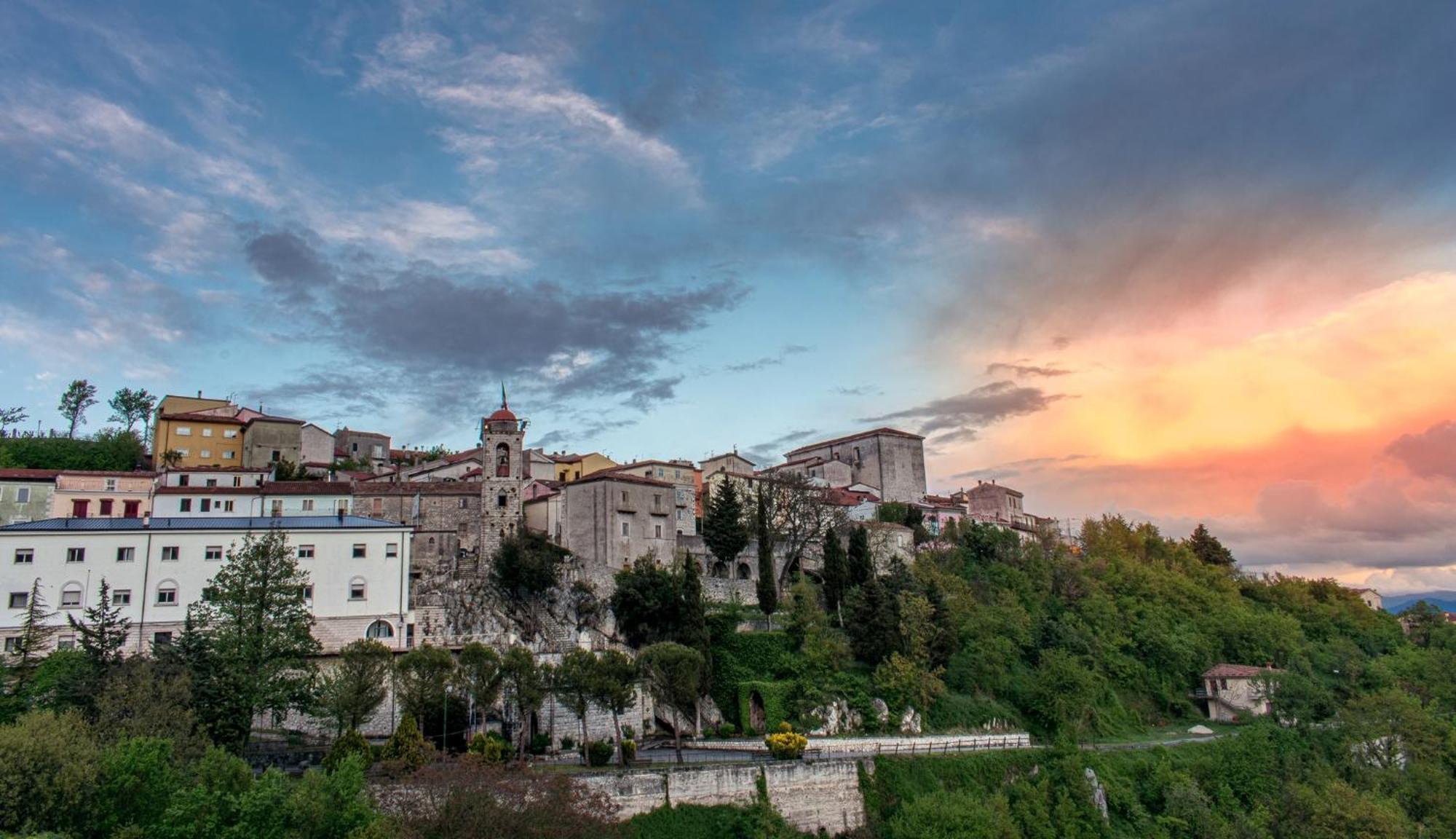 Meridiana Santa Maria del Molise Ngoại thất bức ảnh